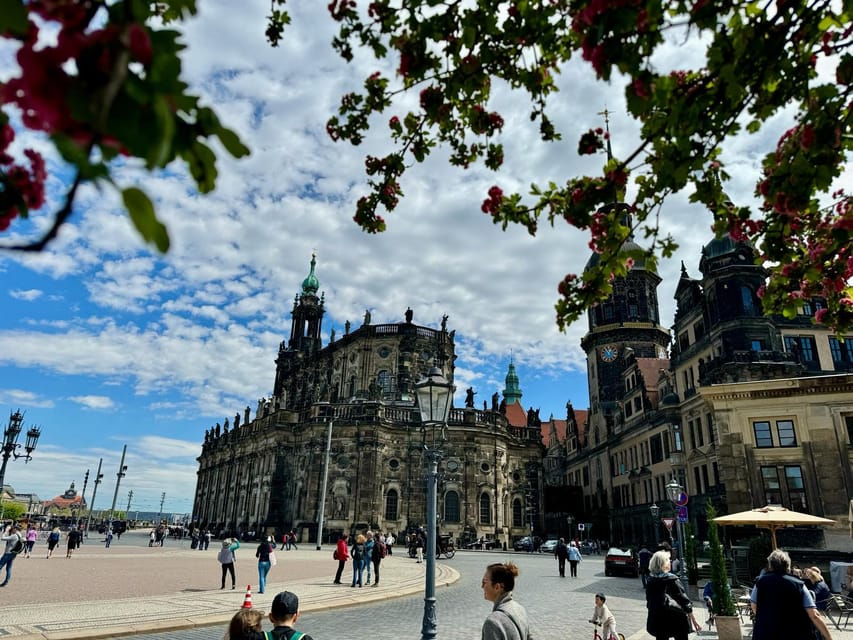 Dresden: Shared Small Group Walking Tour in English - Price and value, why $29 can work in Dresden