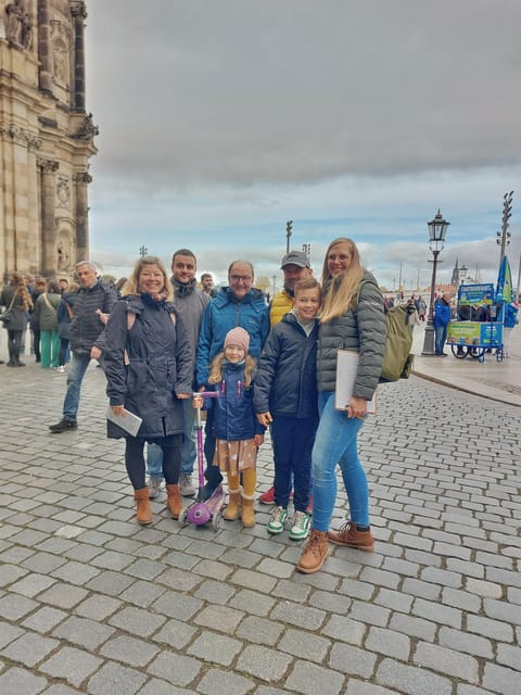 Dresden Sightseeing Treasure Hunt - The Final Station and the Treasure Chest Moment
