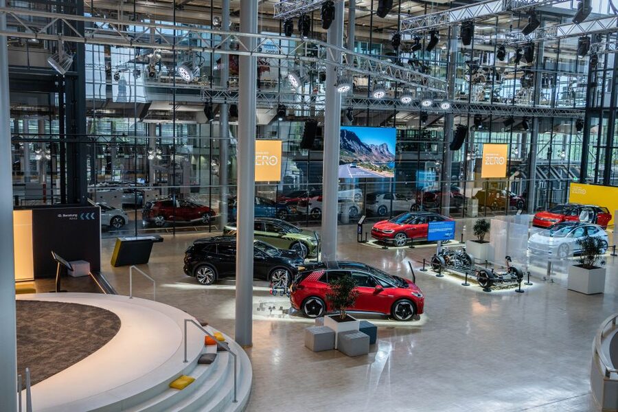 Dresden: Tour of VW's Transparent Factory - What you learn about VW electric cars, not just how they’re built