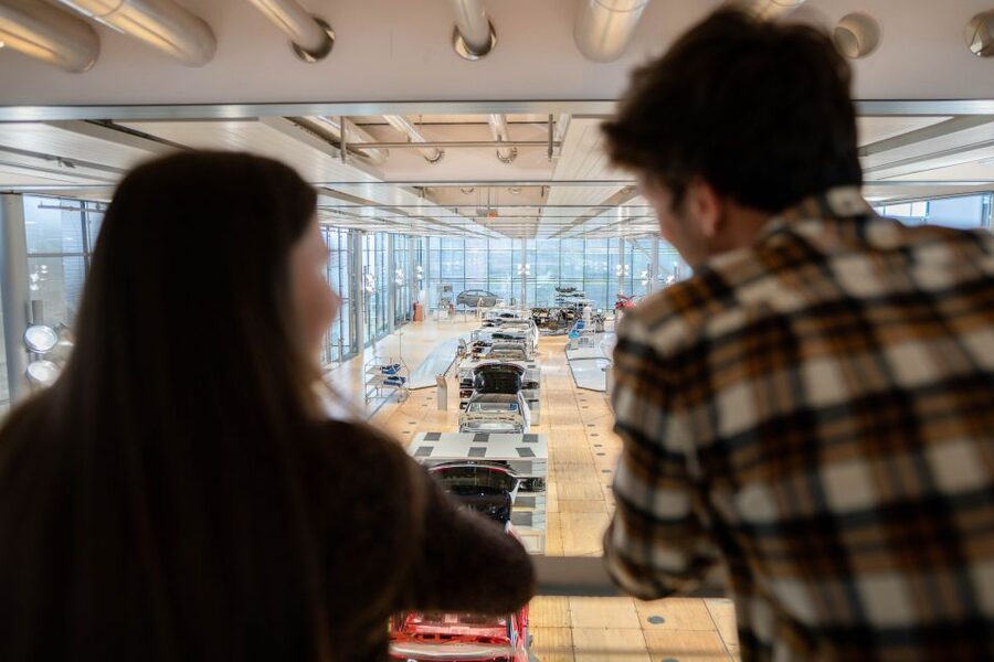 Dresden: Tour of VW's Transparent Factory - Walking near the car bodies: the best part of the visit