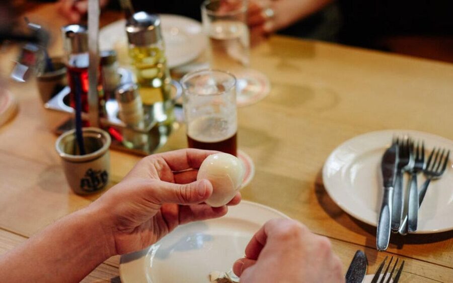 Düsseldorf: Culinary Soul Guided Tour - Getting Oriented: Where the Tour Starts and What 3 Hours Feels Like