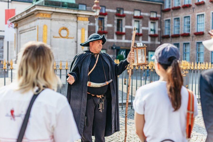 Düsseldorf: Guided Tour with a Night Watchman - FAQ