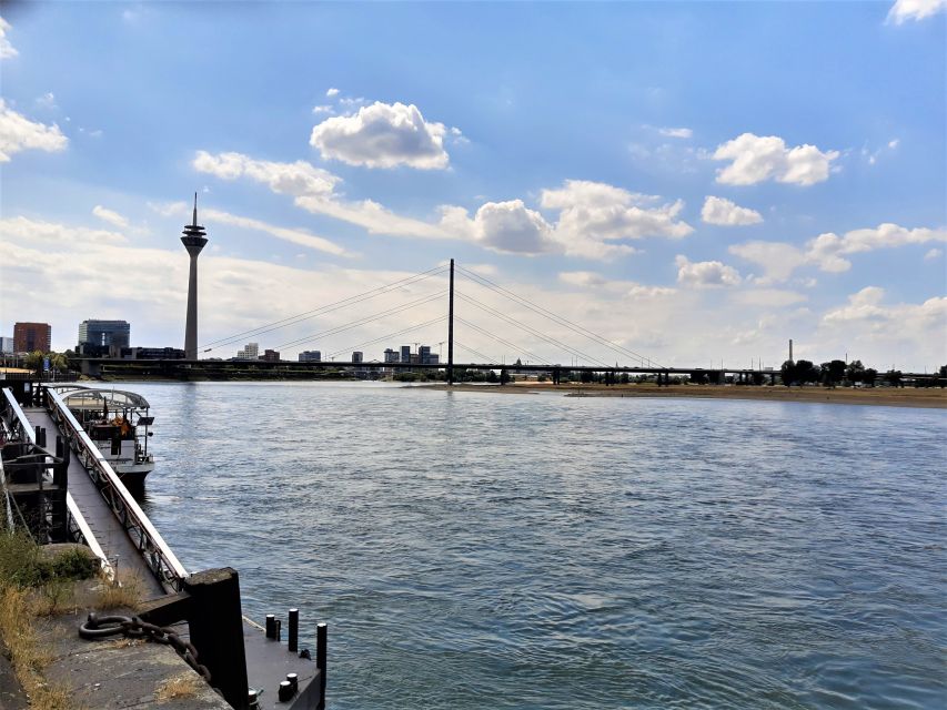 Dusseldorf: Old Town & Altbier Tour - The Cologne rivalry and French influences, made visual