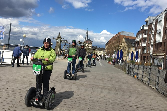 Düsseldorf Segway Tour: Classical City Experience - Where You Start (Rathausufer 20) and How You Learn the Segway Fast