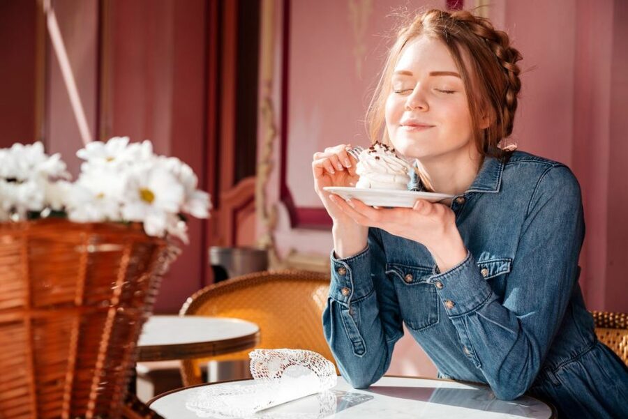 Düsseldorf: Sweet Treats Guided Walking Tour of Old Town - Key things to know before you go