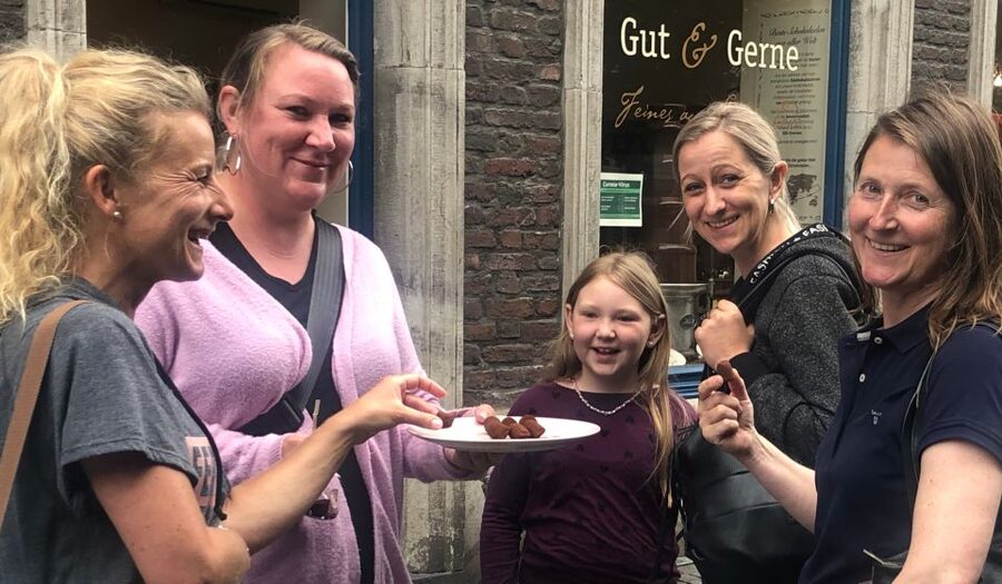 Düsseldorf: Sweet Treats Guided Walking Tour of Old Town - Why the Altstadt walk matters for a food tour