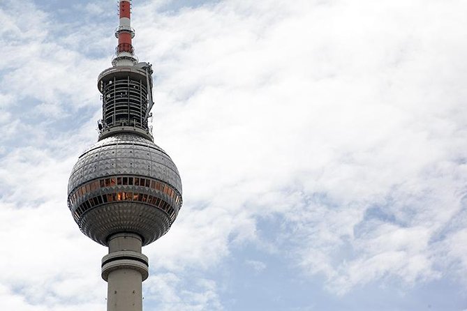 East Berlin and the Berlin Wall 2-Hour Walking Tour - Friedrichstraße and the Palace of Tears: where goodbyes were part of the route