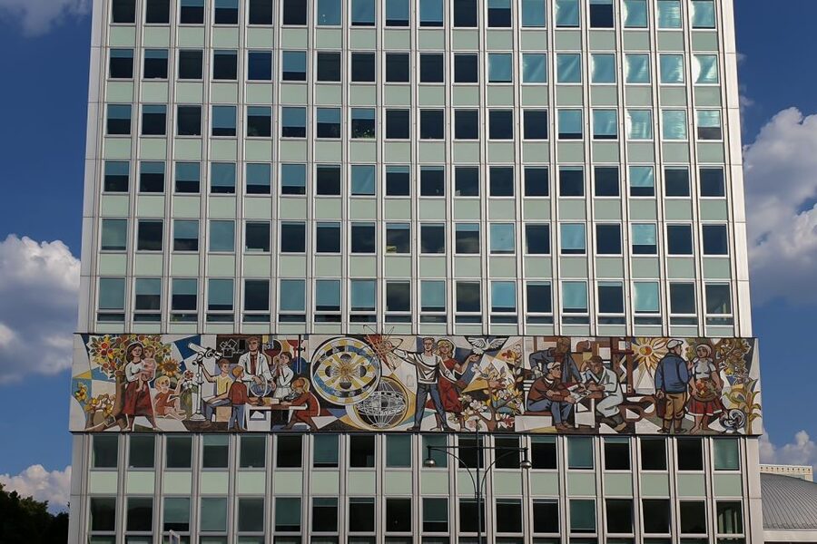 East Berlin and the Wall: Walking Tour - Is the price fair at $351 per group up to 6?