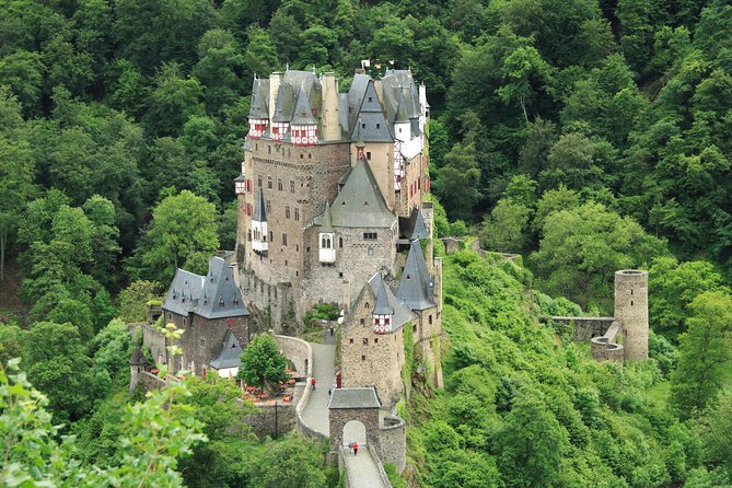 Eltz Castle Small-Group Tour from Frankfurt with Dinner - Why Eltz Castle Feels Different Than Most Day Trips