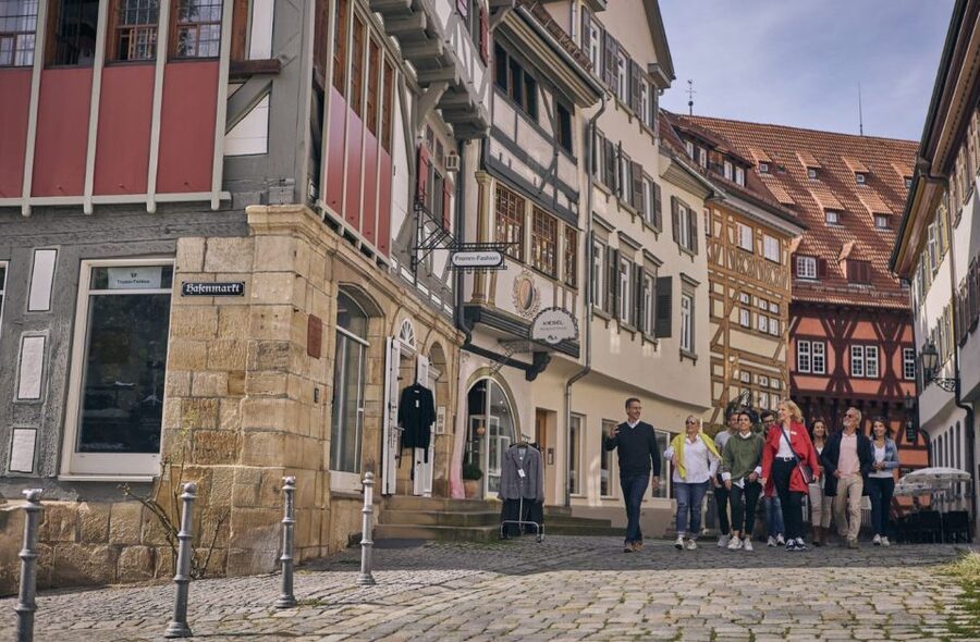 Esslingen am Neckar: Altstadtrundgang - Church of St. Dionys, Gothic double towers that pull your eyes up