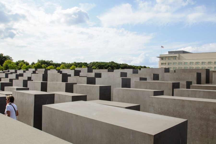 Explore Berlin: Walking Tour of All The Iconic Sites - Holocaust Memorial, Reichstag, and Brandenburg Gate: Three Landmarks With Different Meanings