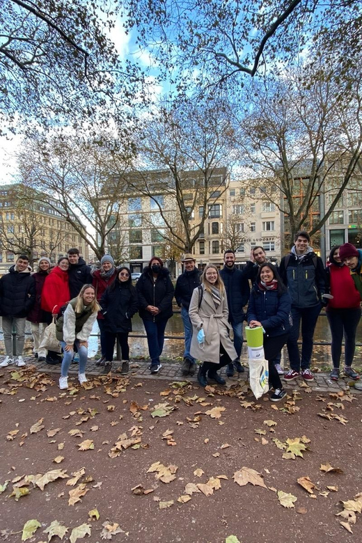 Explore Düsseldorf with Passionate tour guides! - Why a 2 hour Düsseldorf walk is the right size for first timers