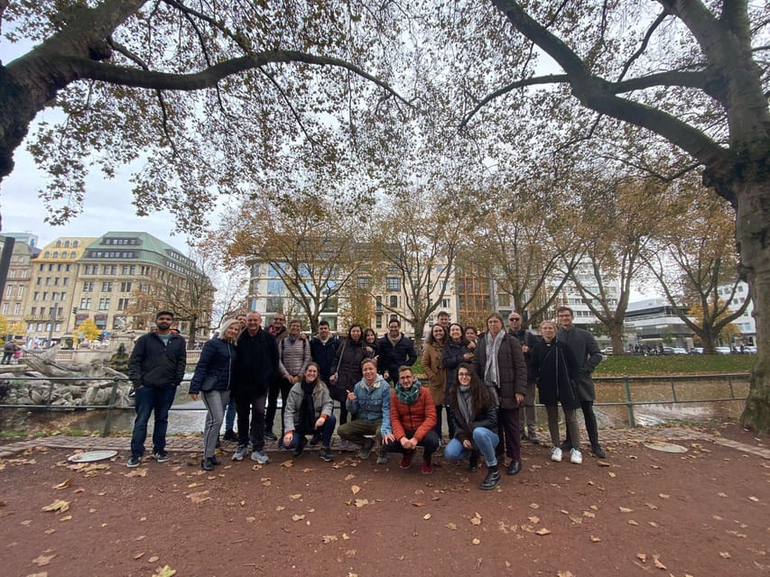Explore Düsseldorf with Passionate tour guides! - Pace, breaks, and the small group rule (under 6)