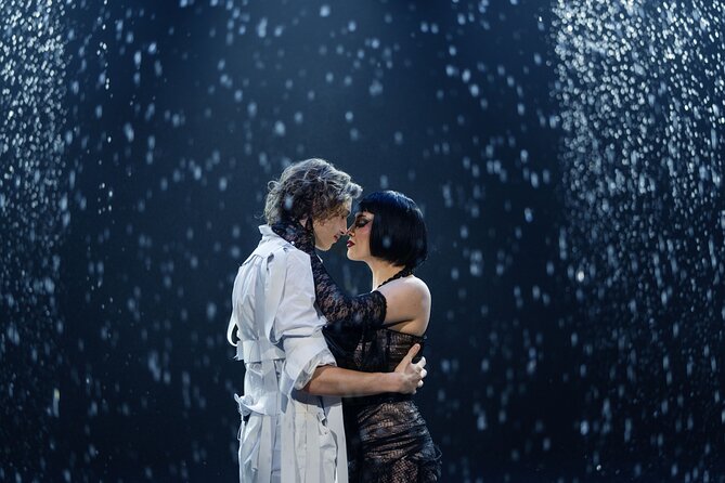 FALLING | IN LOVE Grand Show at Friedrichstadt-Palast Berlin - Who Should Book Falling | In Love (and Who Might Skip It)