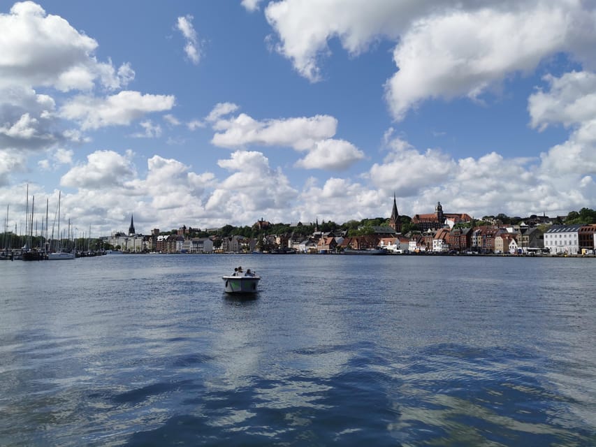 Flensburg: E-Boat rent - Safety Rules and the Jetty Moment You Should Not Rush