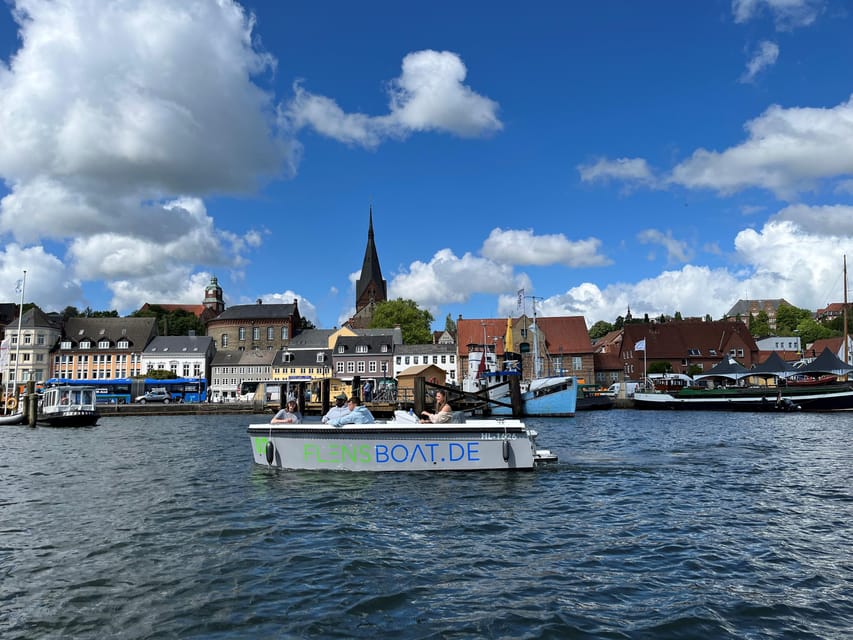 Flensburg: E-Boat rent - Meeting at the Jetty and What to Bring