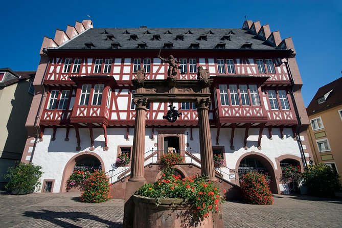 Frankfurt Hop-on Hop-off Tour - The route, stop by stop: what to do with each area