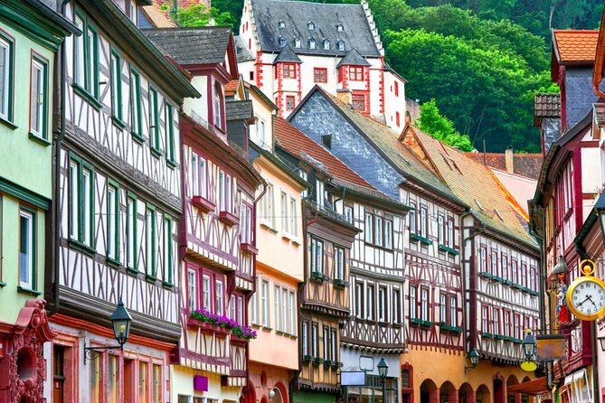 Frankfurt Old Town & Emperors: City Game & Walking Tour - Exploring the River Main, plus sights you might skip