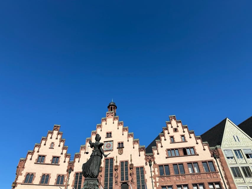 Frankfurt on Foot Daily Walking Tour in English - Meeting at Römerberg, Finding Your Guide, and Getting Oriented Fast