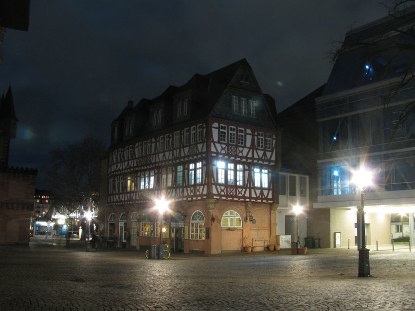 Frankfurt: Scary Sightseeing Tour with The Hangman - Entering Frankfurt’s After-Dark Hangman Story