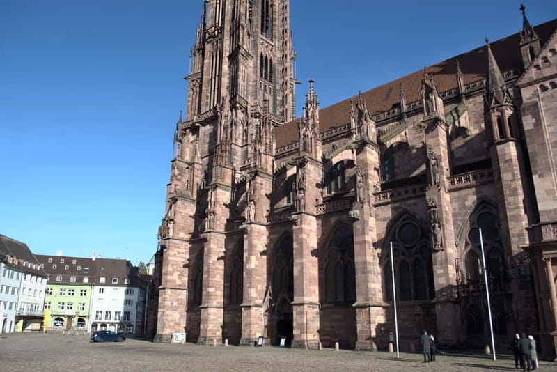 Freiburg City Tour: with visit of the Freiburg Minster - Inside the Minster: Stained Glass With an Audio System