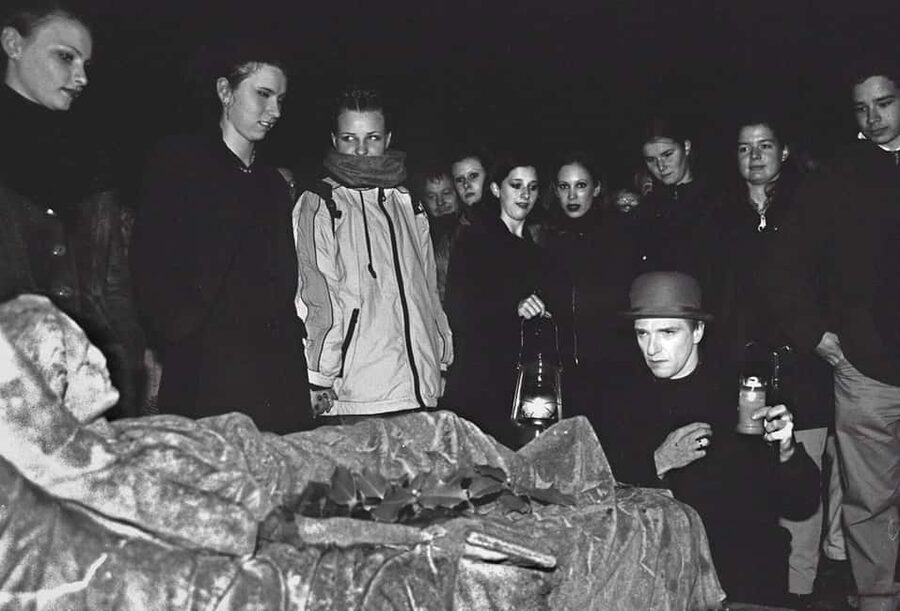 Freiburg: Ghost walk with Historix-Tours "Murderers, graves, and ghosts" - Why Freiburg’s Old Cemetery Stop Is the Real Hook