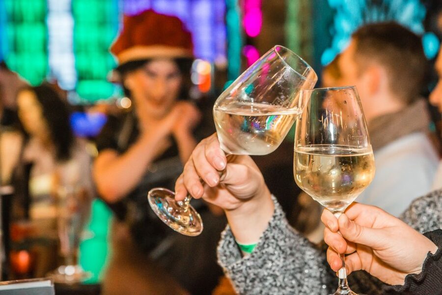 Freiburg: Guided Pub Crawl with Drinks - The Opening Moments: Welcome Shot and Your First Drinks
