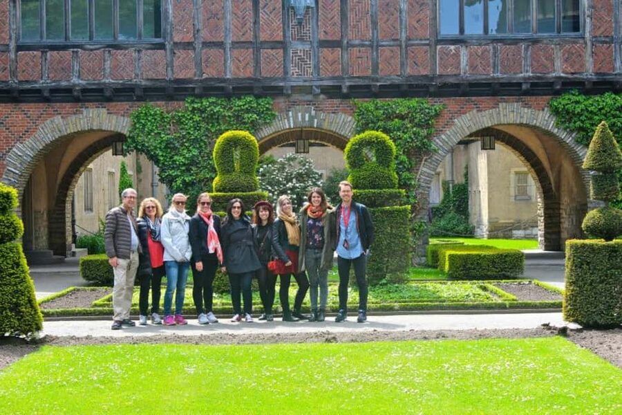 From Berlin: Potsdam & Sanssouci half day Walking Tour - Meeting point at Generator Berlin and the train rhythm