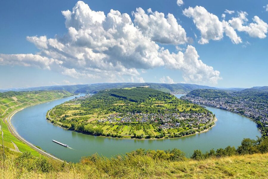 From Frankfurt: Rhine Valley Day Trip - Sankt Goarshausen and the Castle Corridor Feeling