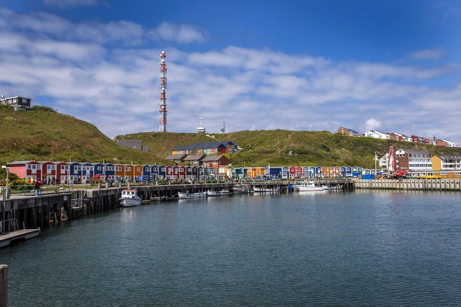 From Hamburg, Brunsbüttel or Cuxhaven: Day Trip to Helgoland - Heligoland: cliffs, dunes, and a few hours to breathe