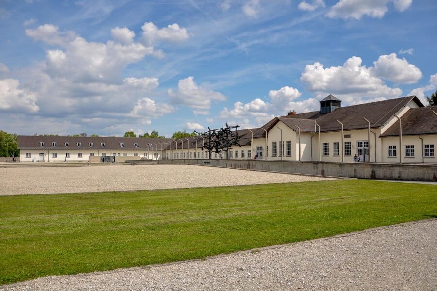 From Munich: Dachau Memorial Site Day Tour - Getting There From Munich: Marienplatz Meet-Up and the Train Plan