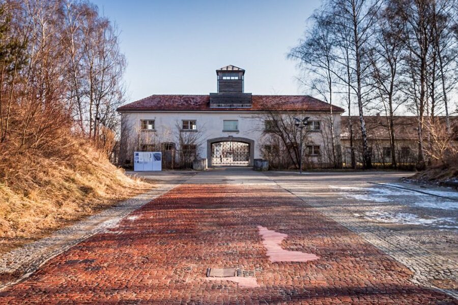 From Munich: Dachau Memorial Site Full-Day Tour - Getting from Marienplatz to the camp without stress