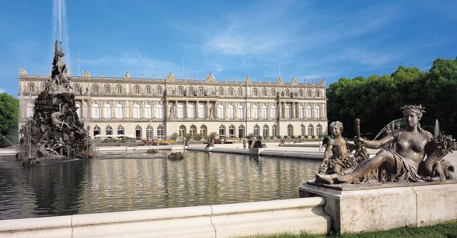 From Munich: Herrenchiemsee Palace and Boat Trip Day-Tour - From Munich to Chiemsee, the day starts with rail views
