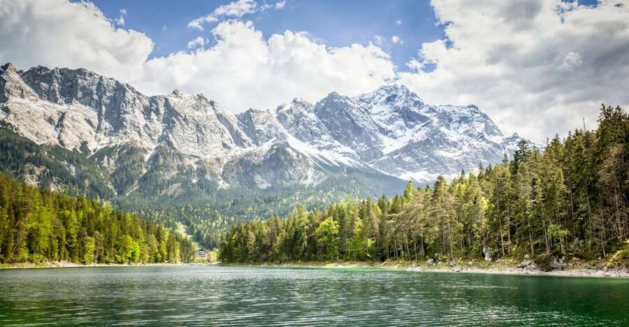 From Munich: Zugspitze Mountain Van Tour with Garmisch Town - Key Things You’ll Notice on This Zugspitze Day Trip