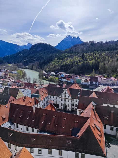 Füssen to Neuschwanstein Castle - Guided Scenic Tour - Marco and the King Ludwig II stories that change how you see the castle