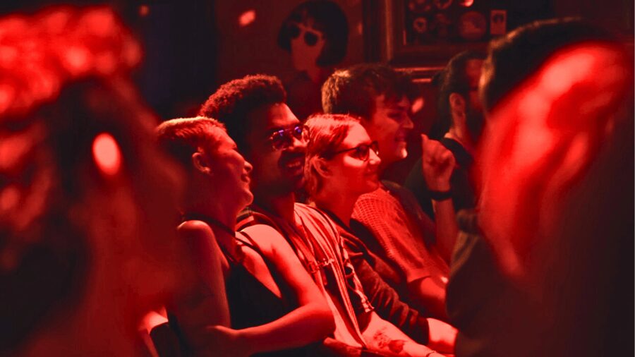 GET UP Comedy in Hamburg - Life is too short not to laugh! - Picking the right venue: Reeperbahn, Altona, or Harburg