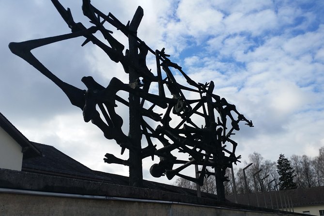 Guided Dachau Concentration Camp Memorial Site Tour with Train from Munich - Meeting at Marienplatz: the 8:50 start and the easy handoff