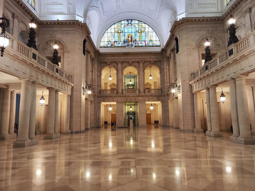 Guided tour of the Federal Administrative Court in Leipzig - Why this Leipzig justice building feels different