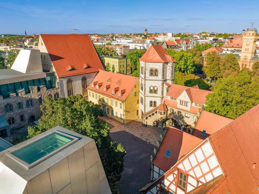 Halle (Saale) : Die Stadtrundfahrt mit dem Bus - Price and value: is about $20 worth it?