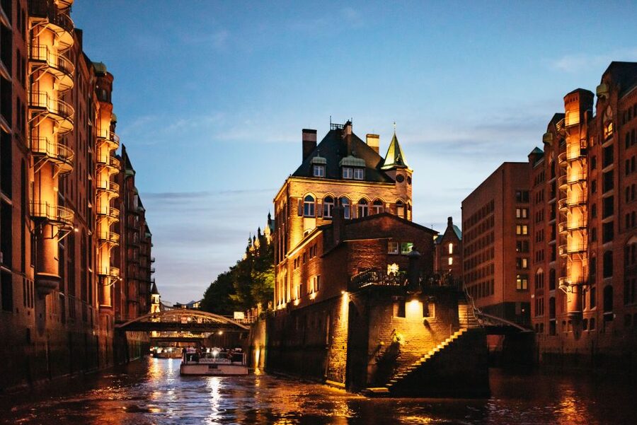 Hamburg: 1-Hour Evening Harbor Lights Cruise - Elbphilharmonie Stop for Skyline Photos and Big-Water Angles