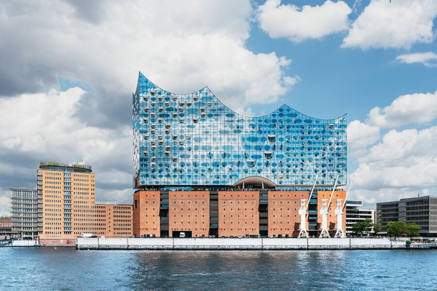 Hamburg: 1-Hour Harbor Sightseeing Cruise with HafenCity - Sun Deck vs Indoor Lounge: How to Choose Your Best Spot