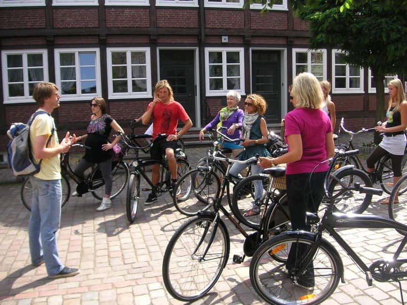 Hamburg 3-Hour Bike Tour - Getting started at Hamburg City Cycles, and what to watch for