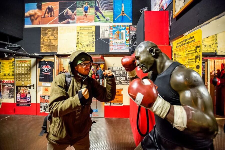 Hamburg: Adults Only Reeperbahn Tour - Key highlights worth planning for