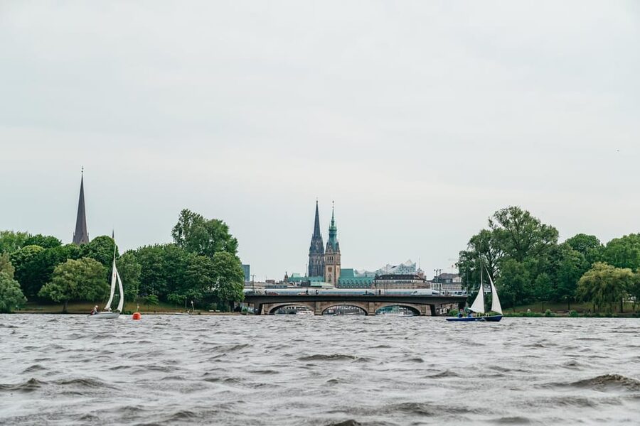 Hamburg: Alster River Sailing Tour on a 2-Masted Sailboat - Meet the Boat, Crew, and Small-Group Flow