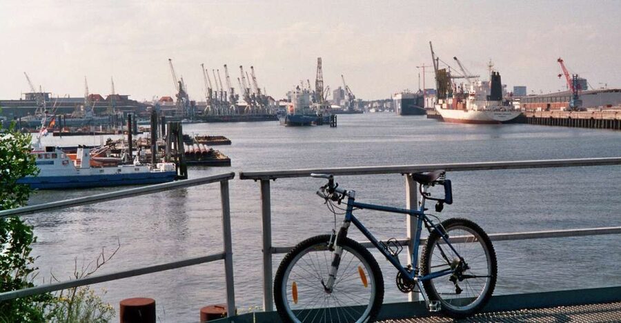 Hamburg: Bike Tour of the Speicherstadt & Old Harbor - Key highlights at a glance