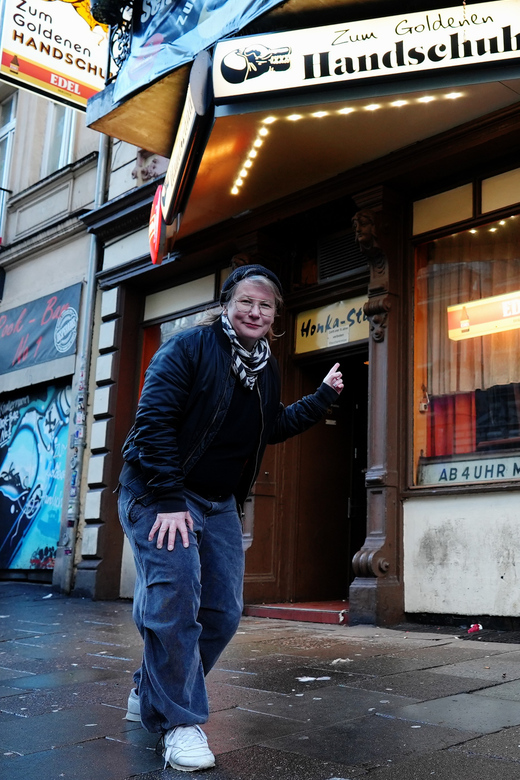 Hamburg: Crimes of St. Pauli Guided Walking Tour - Key things you will notice on this St. Pauli tour