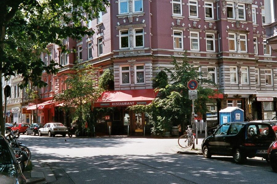 Hamburg: Downtown, Alster & Creative Neighborhoods by Bike - Kontorhaus district and Hammerbrook’s Münzviertel: history with a social point
