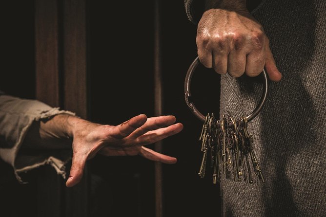 Hamburg Dungeon Admission Ticket - Hamburg Dungeon, explained in plain terms