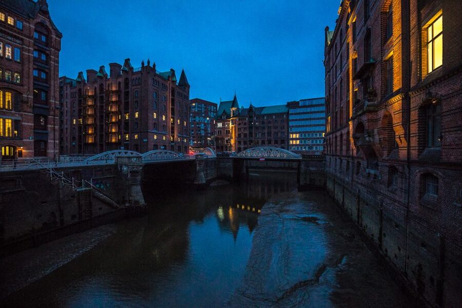 Hamburg: Eerie Speicherstadt Tour - The Small Gift and the Human Touch