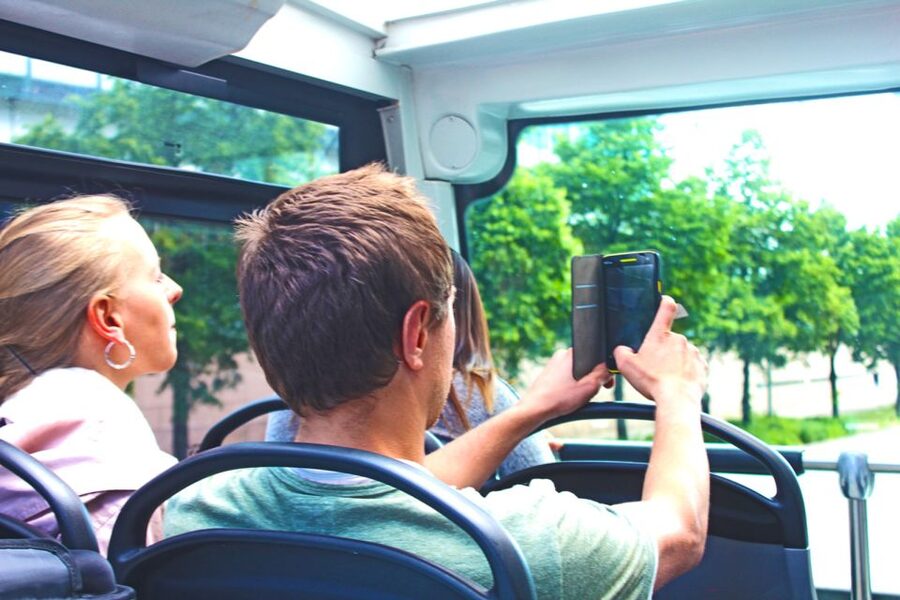 Hamburg: Hop-On Hop-Off Bus City Tour - Line F - St. Pauli Piers, the Reeperbahn, and Beatles Square at your pace